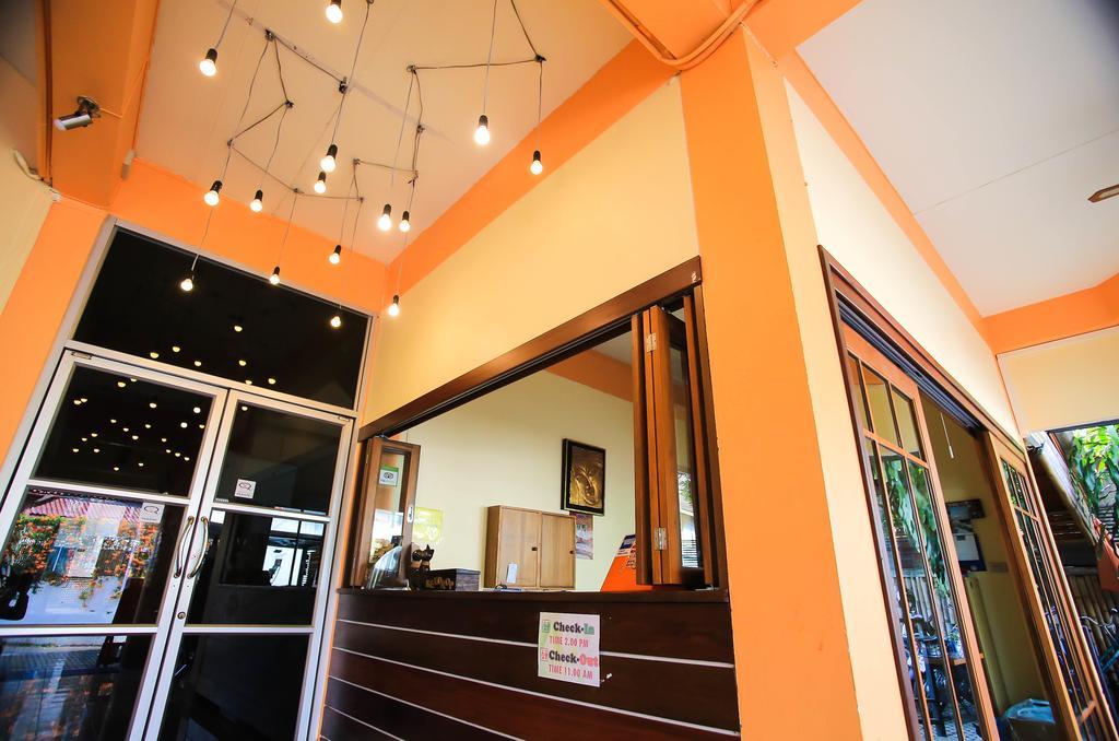 Manee Cool Mueang Hotel Чиангмай Екстериор снимка